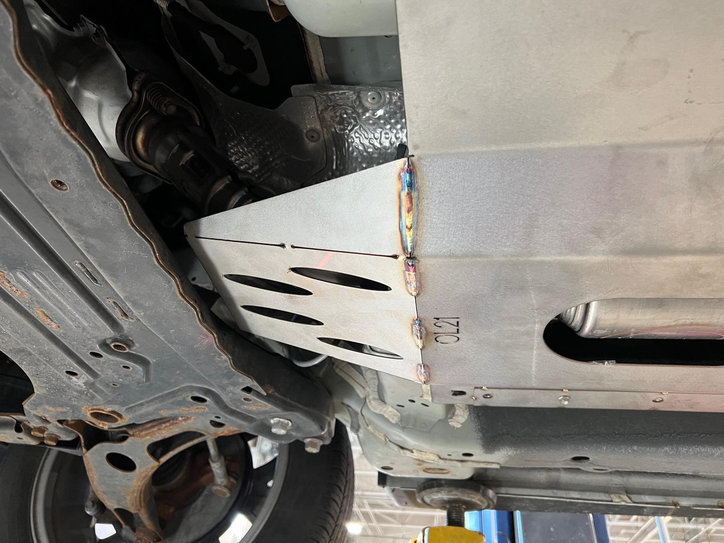 Mitsubishi Outlander Catalytic Converter Shield (OL21) — Final Clearance